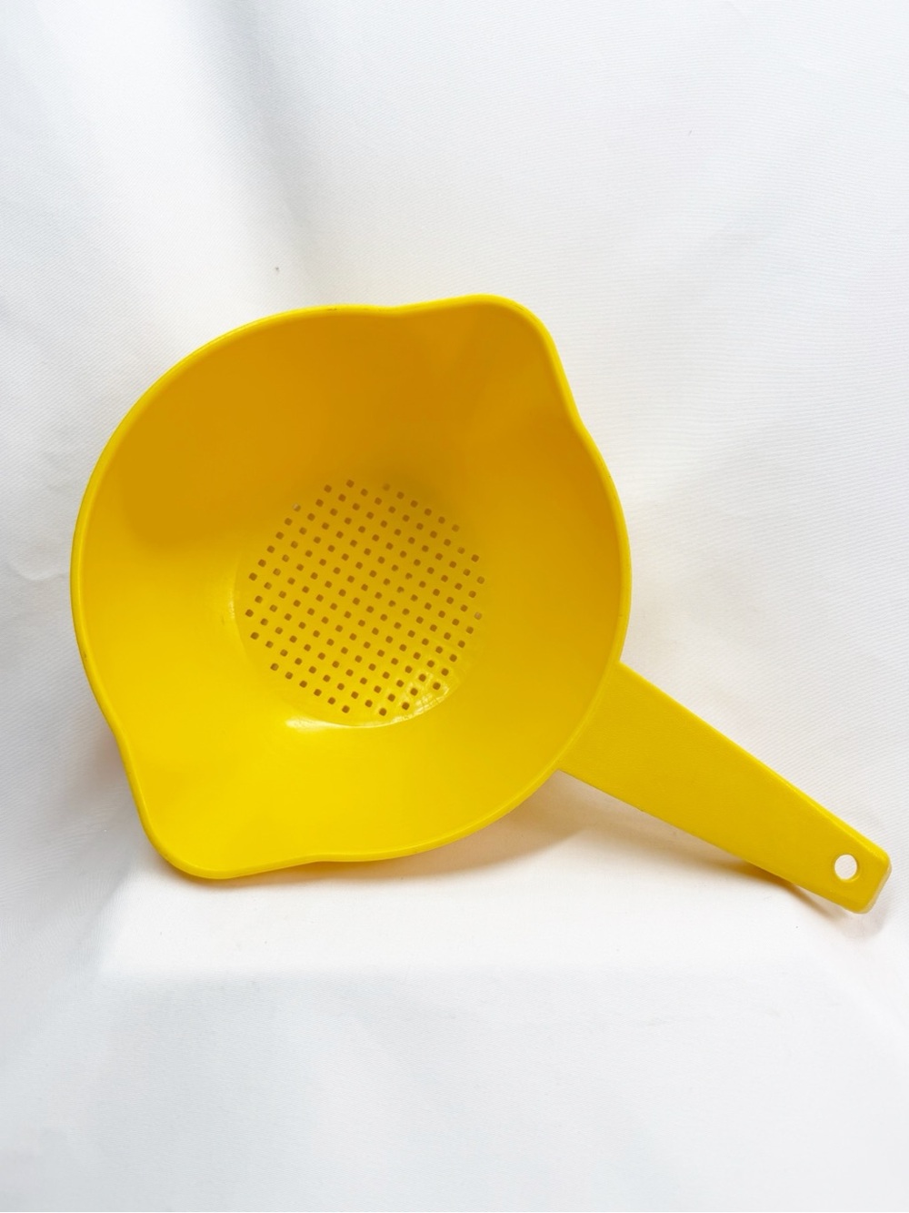 Vintage 70s Tupperware 11” Yellow Strainer Colander